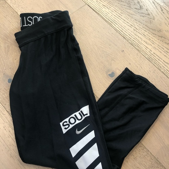 Nike Dri-Fit x Soul Cycle Fitness Leggings - Picture 4 of 5